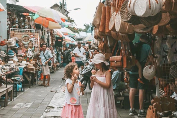 Ubud Bali Art Shopping